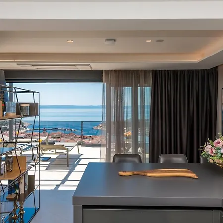 Villa Beautiful Rhapsody 2 *